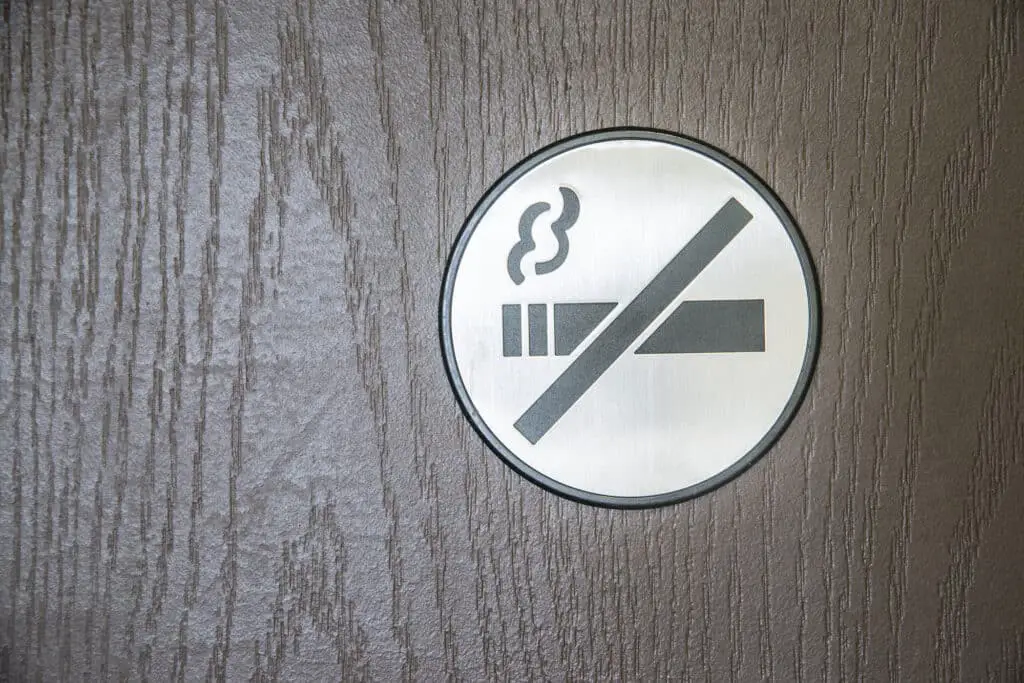 no smoking sign on door